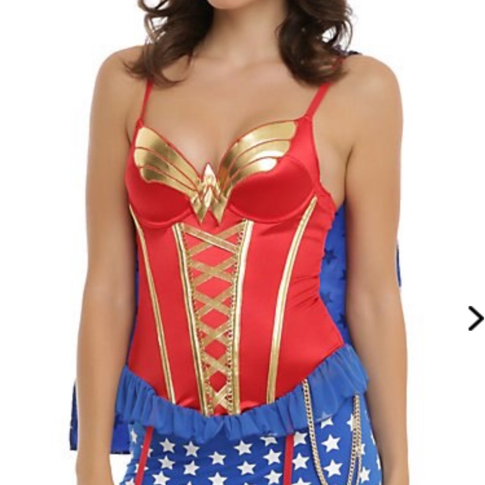 Wonder Woman Bustier w/ cape NWT